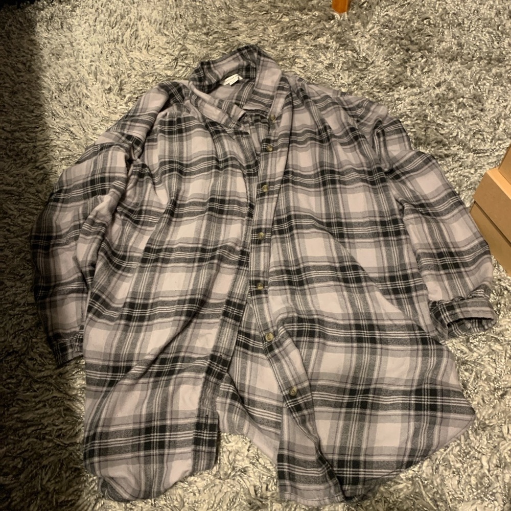 American Eagle oversized grey flannel in super soft material size small